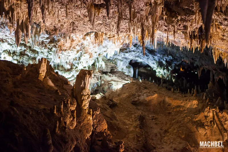 Cueva Del Soplao En Cantabria 