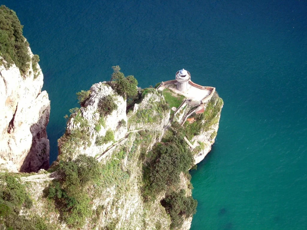 Faro Del Caballo Santoa Cantabria 
